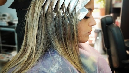 Peluquería y Estética Cuadrado2 - Peluquería en Alcalá de Henares AF1QipMgJp8eldpIwbHMFLXv5ITBesW7DtXv1SU1Qutt=w426-h240-k-no