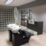 Salon Moema Peluquería Carlos Lima - Peluquería en Santiago de Compostela AF1QipMyhOFSGCk8nKW8Zt6lZSv6K0Sx8sjRkyXfQut4=w408-h306-k-no