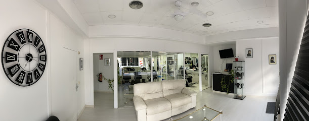 Foto Renatto Valdez barber shop