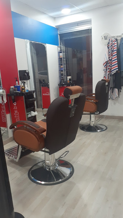 Foto Peluquería Cardona N°18