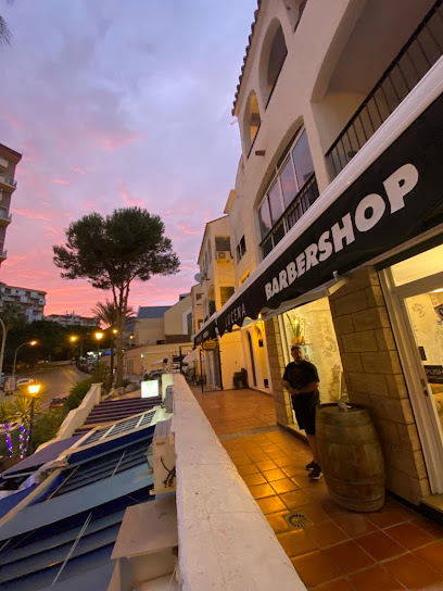 Foto Lucena Barbershop By Antonio Cañete.