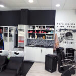 Peluquería Mixta Raiola - Peluquería en Ferrol AF1QipO9wfEVHJRsKSNX-Ha_tR3DOikjVXsazqS29fe0=w408-h306-k-no