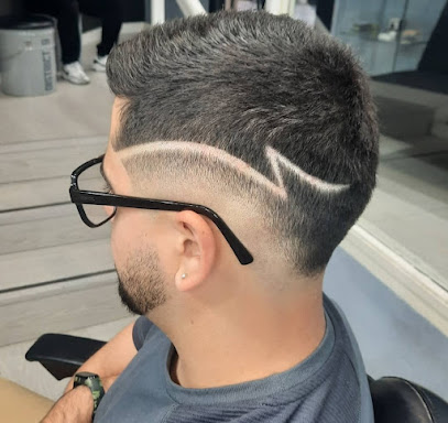 Thunder Barber - Peluquería en La Laguna AF1QipOWA192Re4T7IU0GIw1HmXRs8LeJ5CB-cAFjYIf=w408-h384-k-no