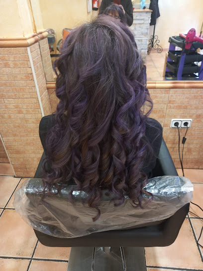 Foto Ludi Peluqueros