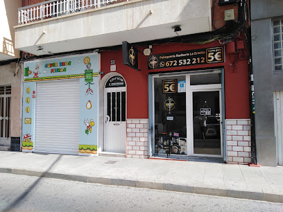 Foto Peluquería barberia la ermita
