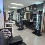 Peluquería De Caballeros Javier Barber Shop - Peluquería en Fuengirola AF1QipPP_KtaB9pJPh68GgNu_605xhyGKAw1V53t7PD0=w533-h240-k-no