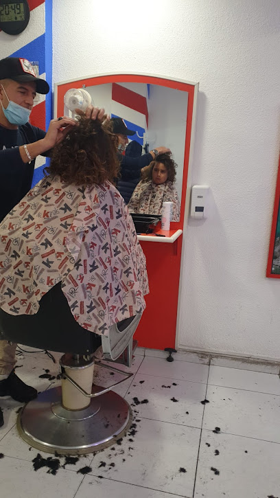 Foto Peluqueria y barberia Andalucia